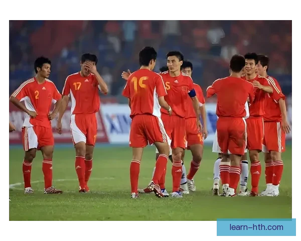 国足逆转取胜晋级决赛创历史新篇章点燃球迷激情全城欢庆书写传奇 国足逆转取胜晋级决赛创历史新篇章点燃球迷激情全城欢庆书写传奇