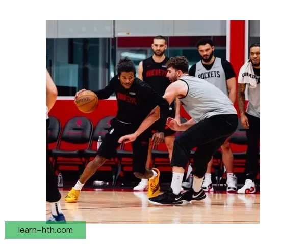 NBA赛季重启在即 多支球队引援备战季后赛 激烈竞争一触即发